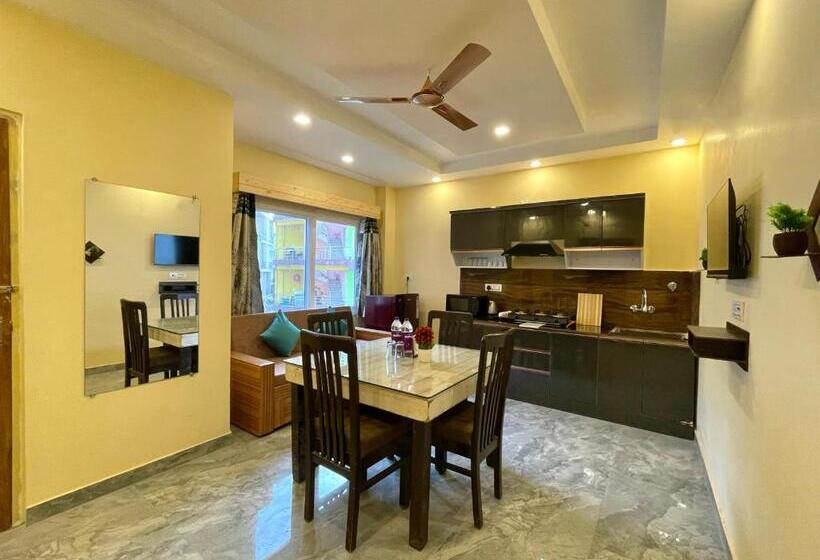 带2个卧室的公寓, Kedar Inn