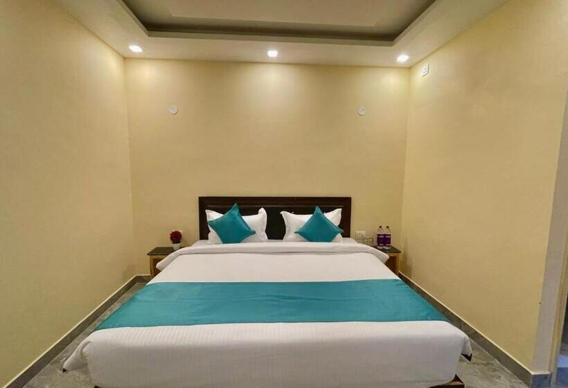 エコノミールーム, Kedar Inn