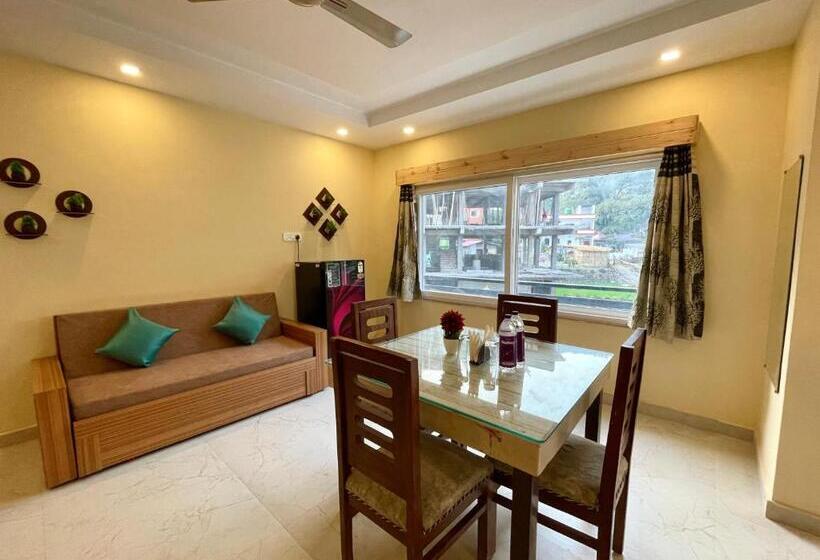 带2个卧室的公寓, Kedar Inn