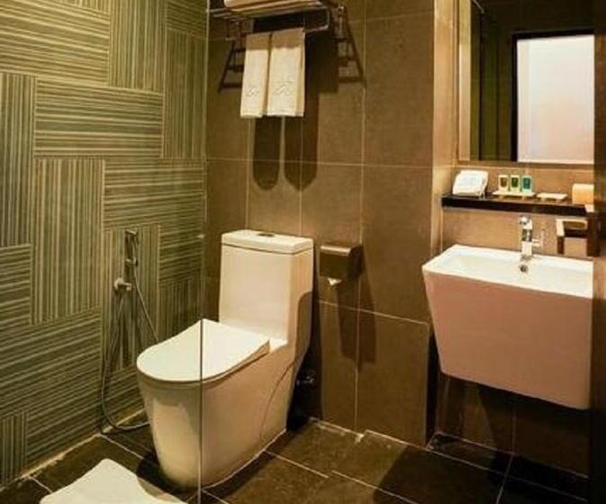 סוויטת ג'וניור, Tsr Seafront