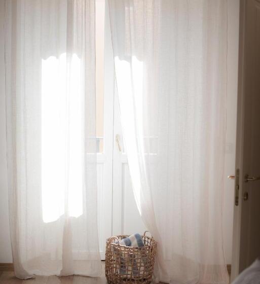 اتاق سوپریور, Indarsena B&b