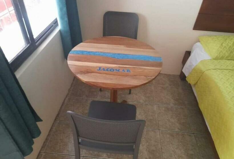 غرفة قياسية, Cabinas Jacomar