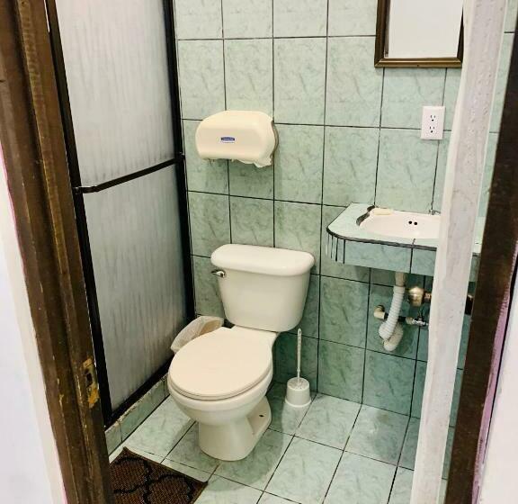 غرفة قياسية, Cabinas Jacomar