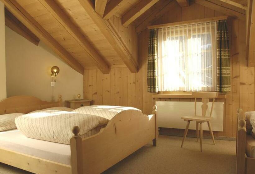 スタンダードトリプルルーム, Casa Tödi Restaurant