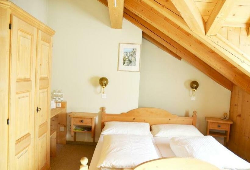 スタンダードトリプルルーム, Casa Tödi Restaurant