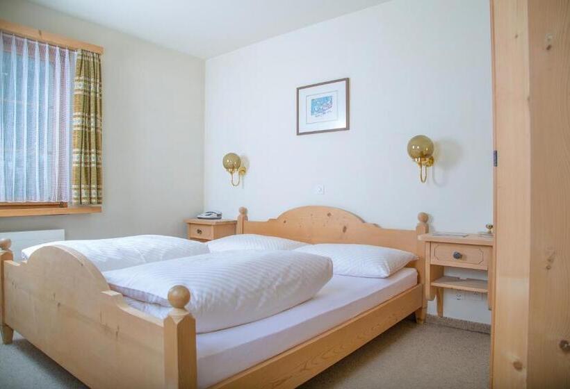 スタンダードルーム, Casa Tödi Restaurant