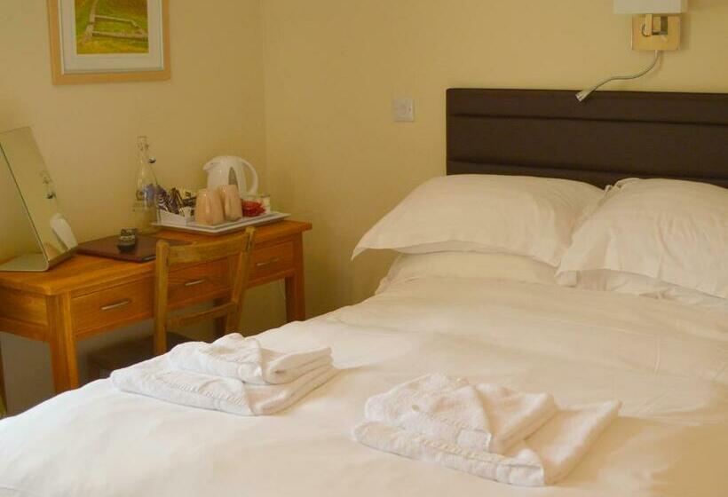 Номер Стандарт, The Twice Brewed Inn