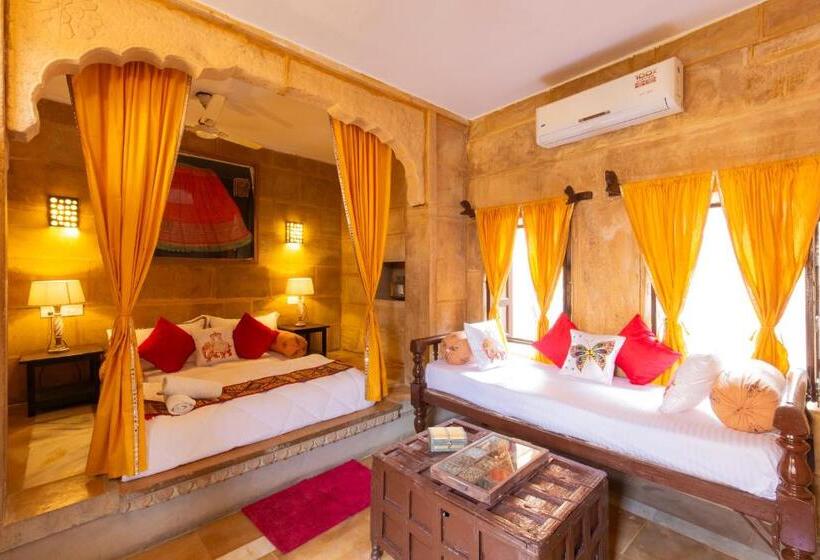 带大床的豪华间, Zostel Jaisalmer