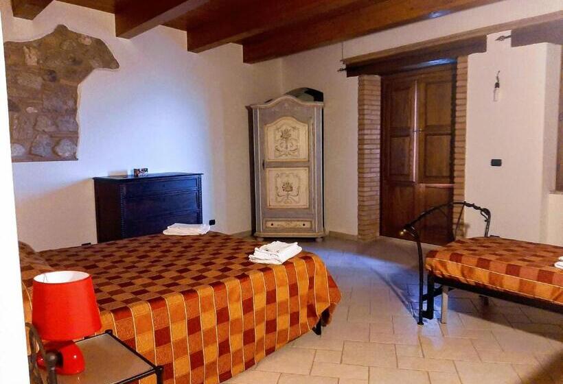 Трехместный Номер Deluxe Вид на Море, Il Borgo & Il Feudo