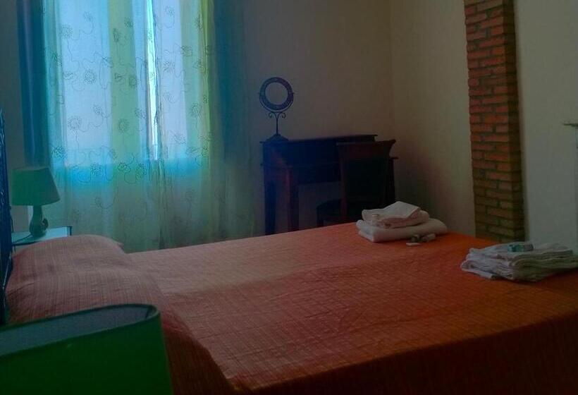 Номер Стандарт Вид на Море, Il Borgo & Il Feudo