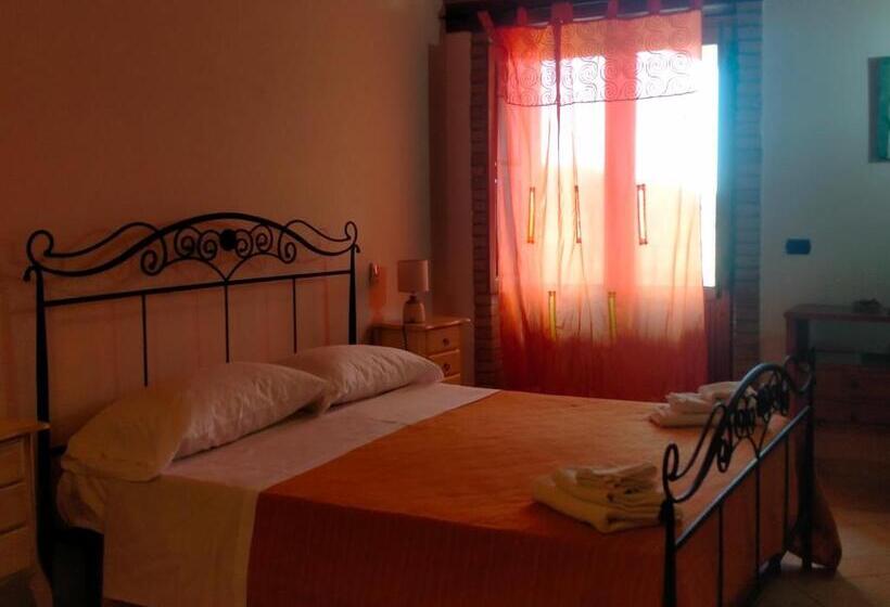 Номер Стандарт Вид на Море, Il Borgo & Il Feudo