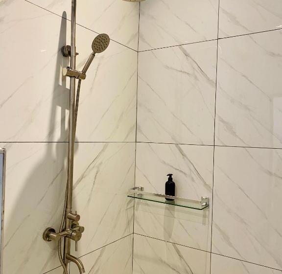 带露台的豪华间, Badolina Bungalows