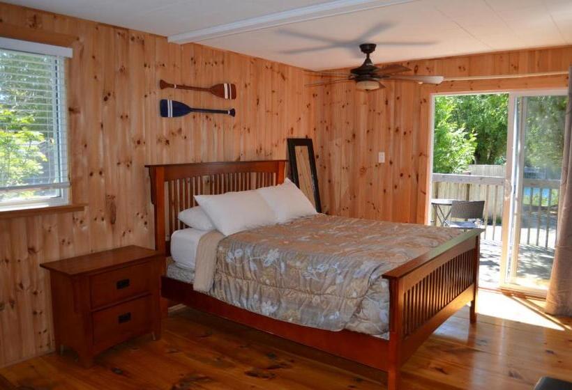 كابينة, Big Tub Resort & Marina