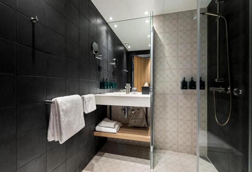 غرفة قياسية, Lily Country Club