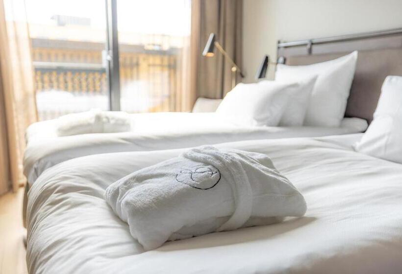 غرفة قياسية, Lily Country Club