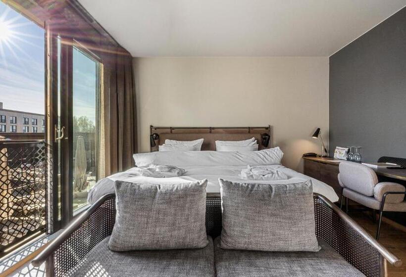 غرفة ديلوكس سرير كينج, Lily Country Club