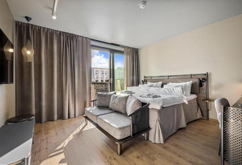 غرفة ديلوكس سرير كينج, Lily Country Club