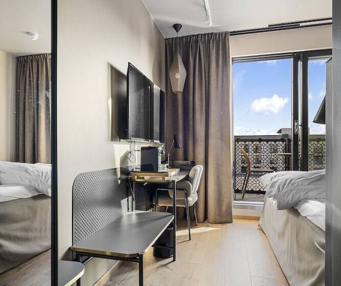 غرفة قياسية سرير مزدوج, Lily Country Club