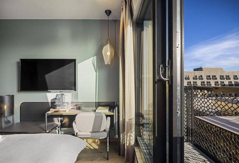 غرفة قياسية سرير مزدوج, Lily Country Club