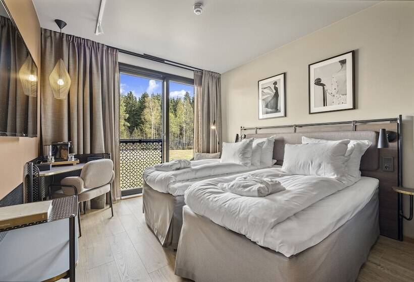 غرفة قياسية, Lily Country Club