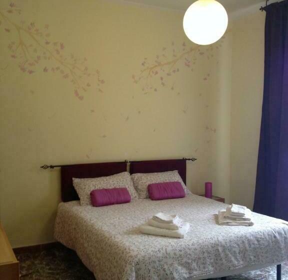 סטודיו משפחתי, B&b Apricot