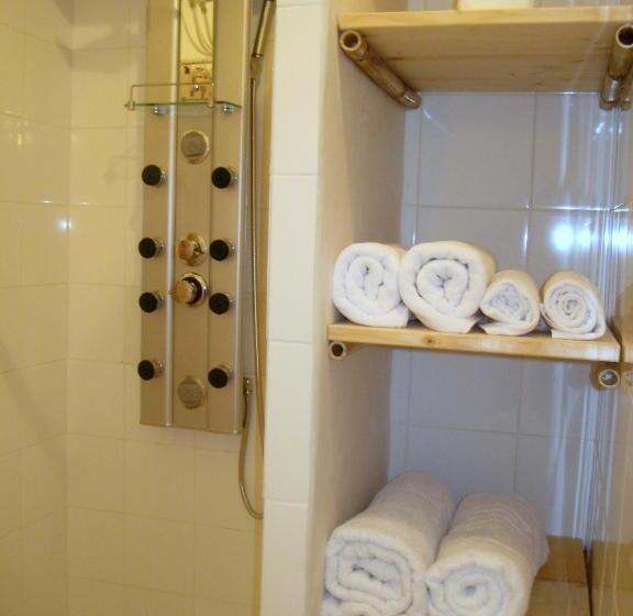 חדר סטנדרט לארבעה, B&b Apricot