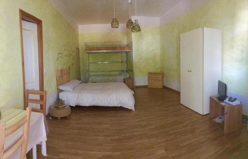 חדר סטנדרט לארבעה, B&b Apricot