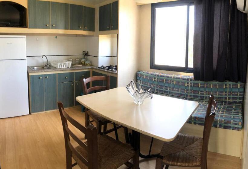 בונגלו סטנדרט 2 חדרי שינה, B&b Apricot