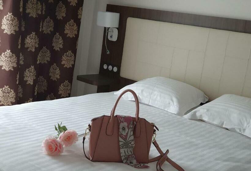 Стандартный Номер Кровать Кинг, Berg