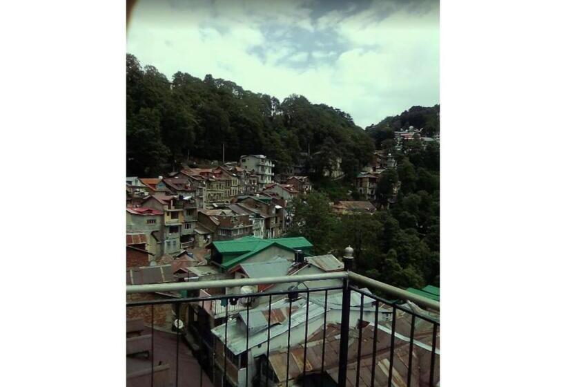 اتاق کلاسیک چهارنفره, Budget Maharaja