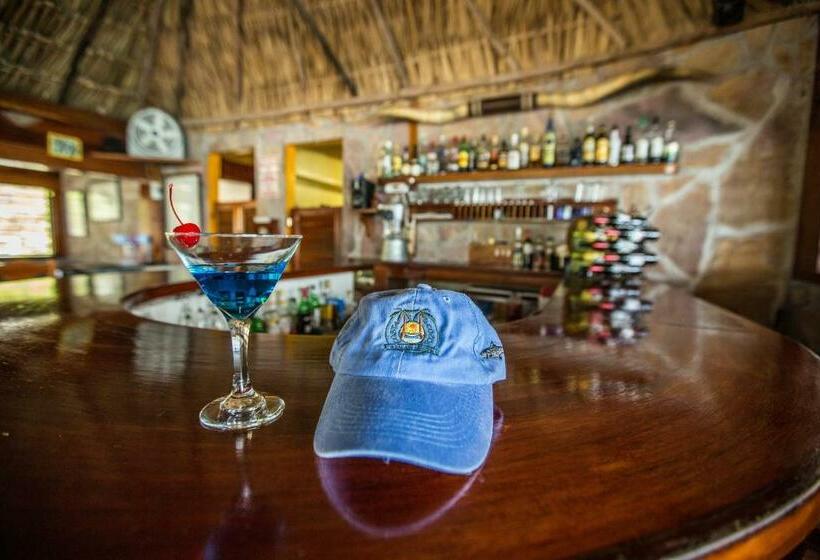 بنجلو قياسى, Costa De Cocos