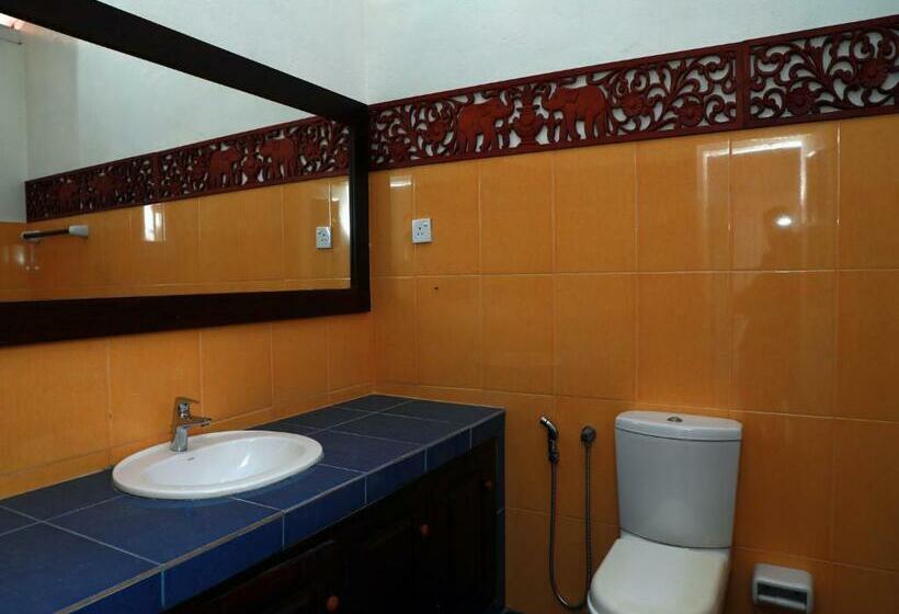 Люкс с Балконом, Fresh Wave Mirissa Beach Front