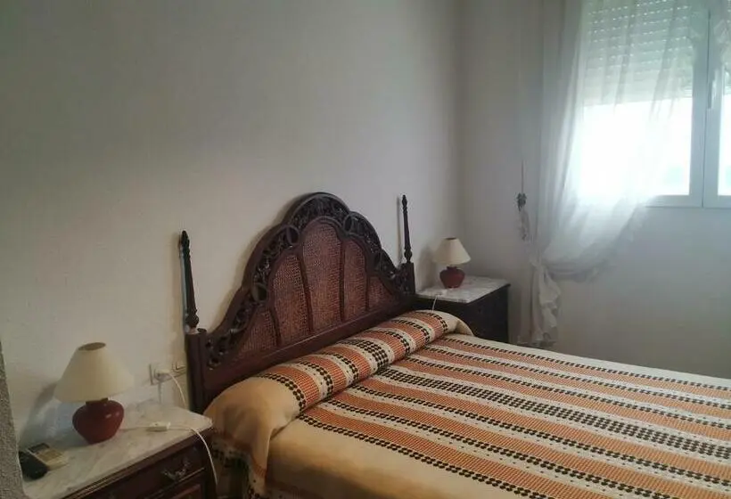スイート, Antolin Guest House