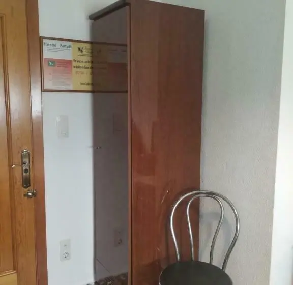 スイート, Antolin Guest House