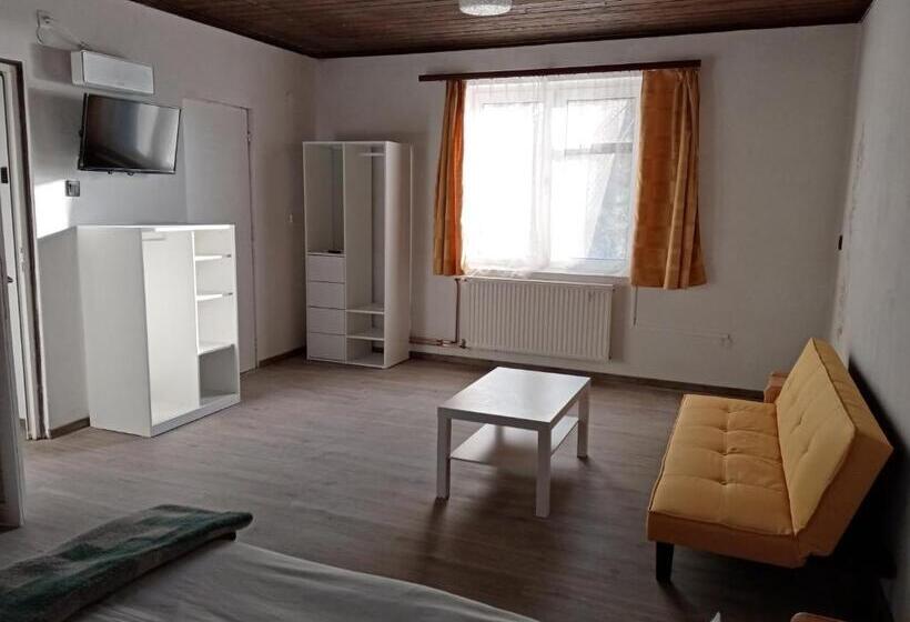 ファミリールーム, Parti Sétány Vendégház