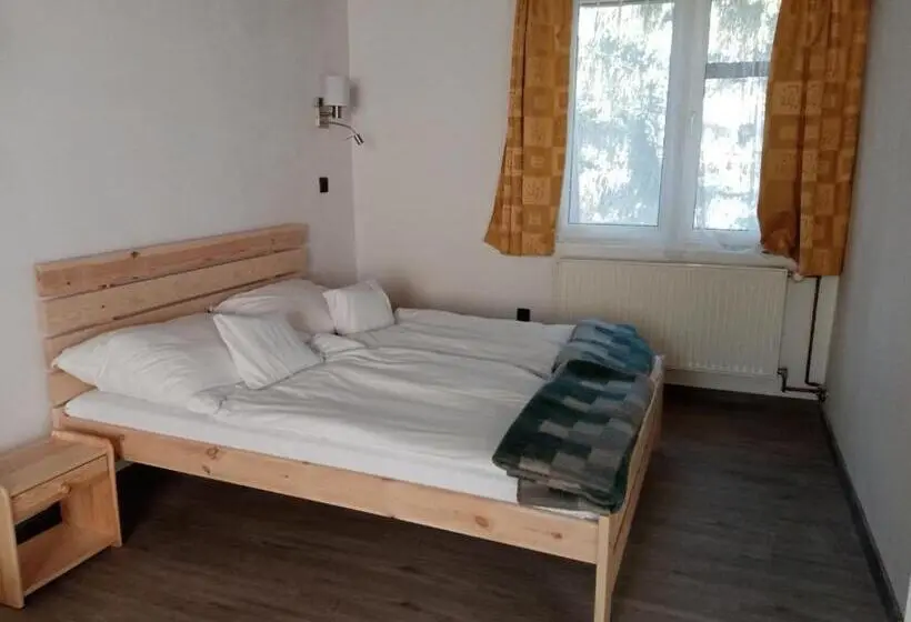 ファミリールーム, Parti Sétány Vendégház