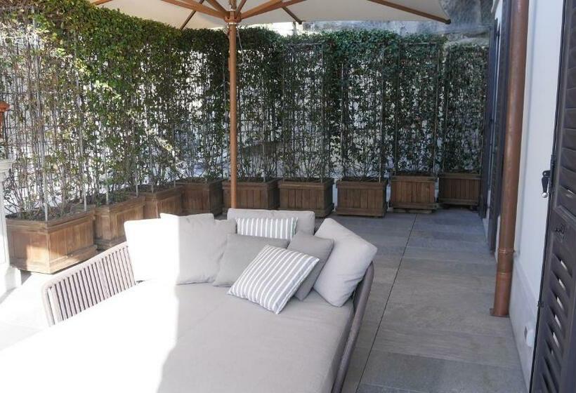 جناح غرفتين نوم, Villa Làrio Lake Como