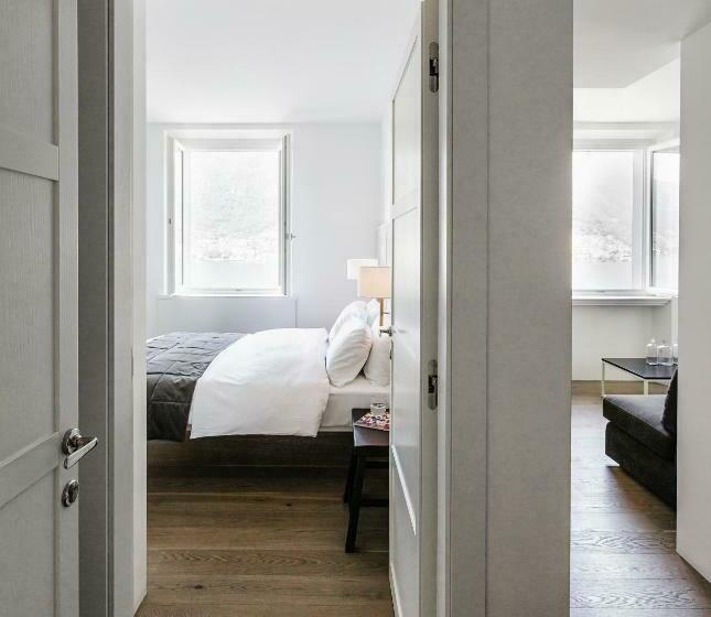 جناح غرفتين نوم, Villa Làrio Lake Como