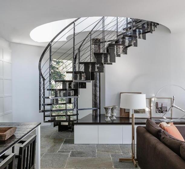 ‫فيلا غرفة نوم واحدة, Villa Làrio Lake Como