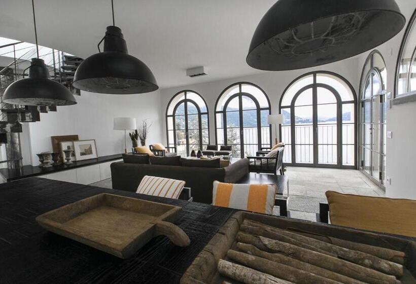 ‫فيلا غرفة نوم واحدة, Villa Làrio Lake Como