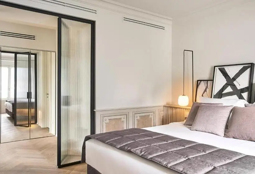 スイート, Villa Làrio Lake Como