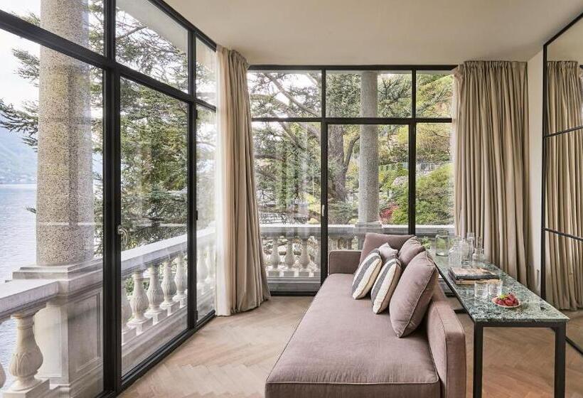 جناح, Villa Làrio Lake Como