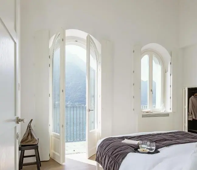 スーペリアースイート, Villa Làrio Lake Como