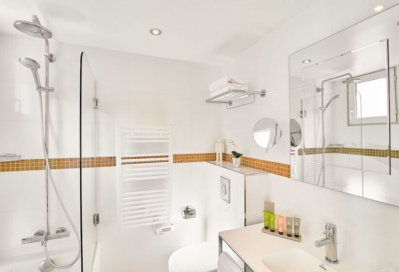 スーペリアールーム, Augustin Astotel