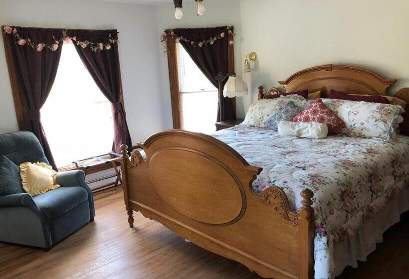 חדר סטנדרט עם מיטת קינג, Antique Rose Inn Windham
