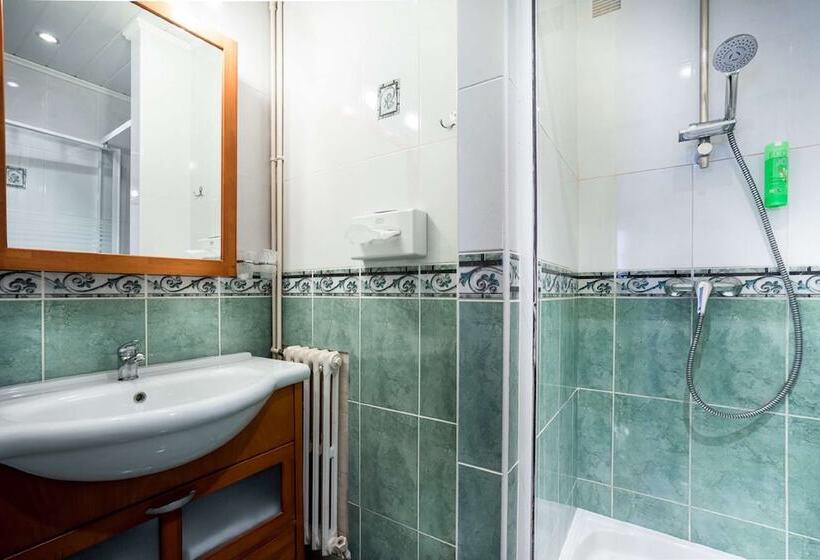 景色の見えるスーペリアルーム, Best Western Ile De France Hôtel & Spa