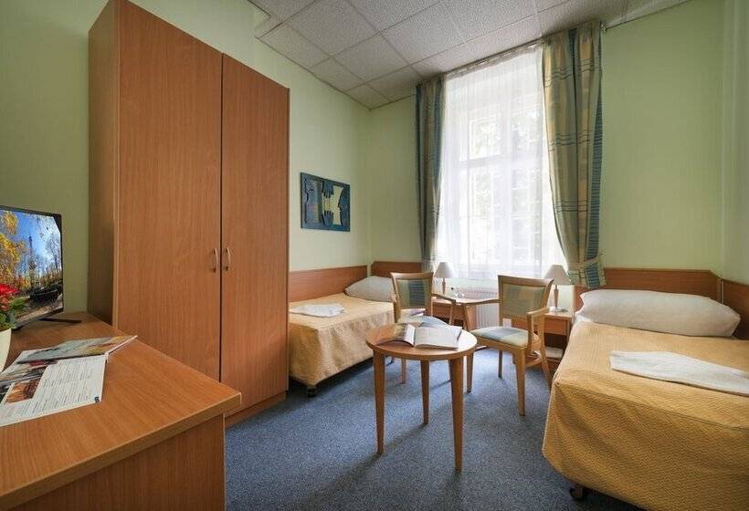 Quarto Estandar, Ea Hotel Tosca
