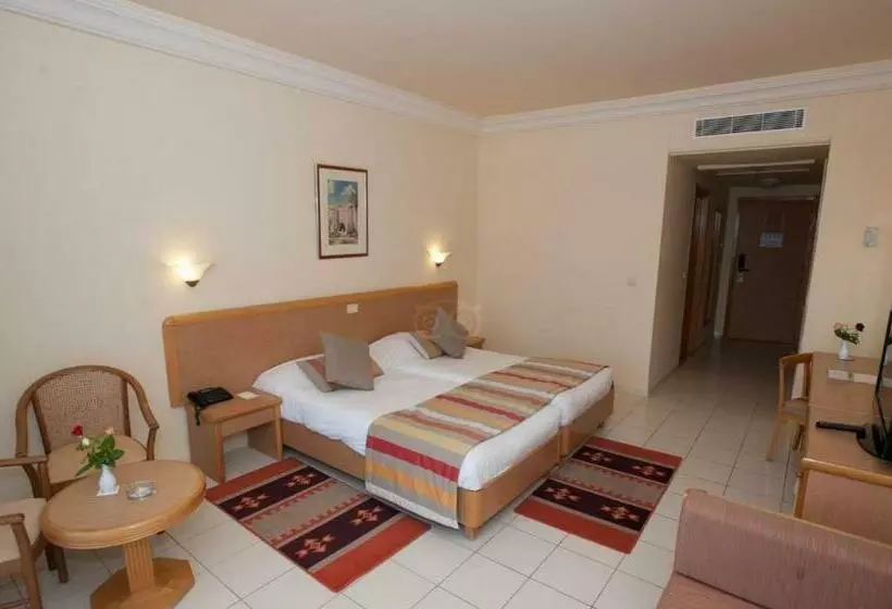 اتاق خانوادگی با چشم‌انداز باغ, Nour Palace Resort & Thalasso Mahdia