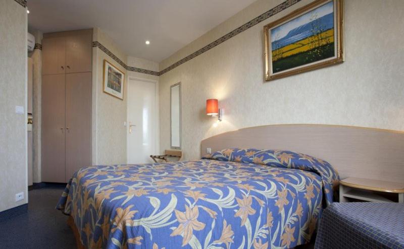 スタンダードルーム, Transcontinental