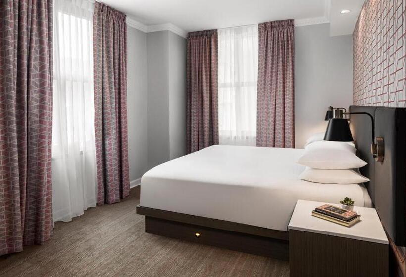 带大床的套房, Hyatt Centric Downtown Minneapolis